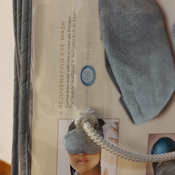 NWOT Personal Spa Set With Therapeutic Gel Inserts Ultra Soft Hot And - Picture 4 of 10